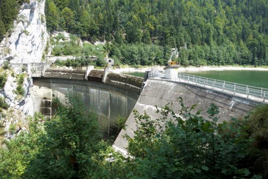 Le barrage franco-suisse du Châtelot