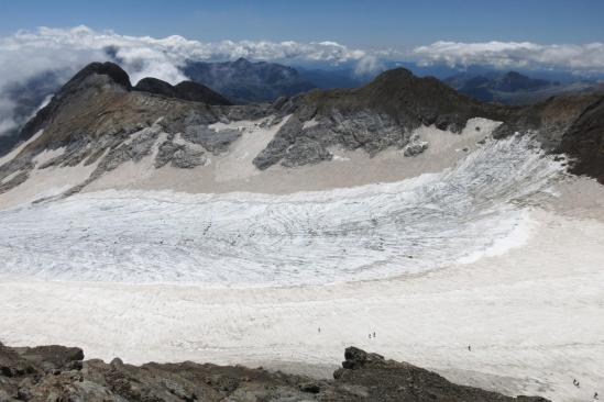 La cuvette du glacier d'Ossue vue depuis le sommet du Vignemale