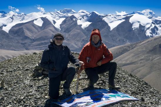 Marinus et Martial au sommet du Gaugiri (photo Bhim Tamang)