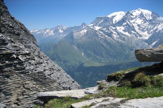 Au pied du sommet du Mont Joly (en face c'est le Mont-Blanc)