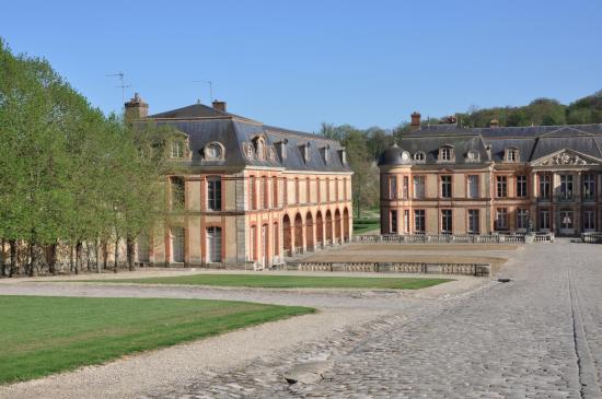 Le château de Dampierre