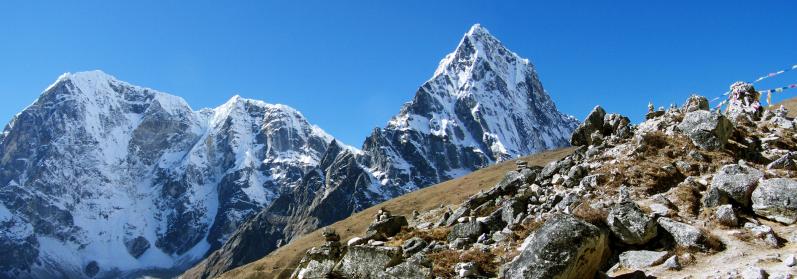 Taweche et Cholatse depuis Dughla