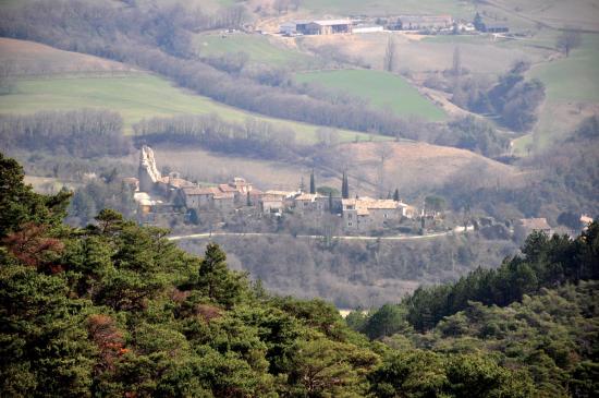 Vue sur Cobonne depuis la crête peu après Serre Gontard