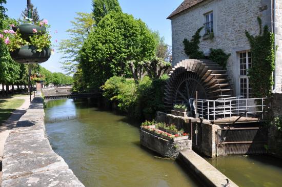 Les canaux de Nemours