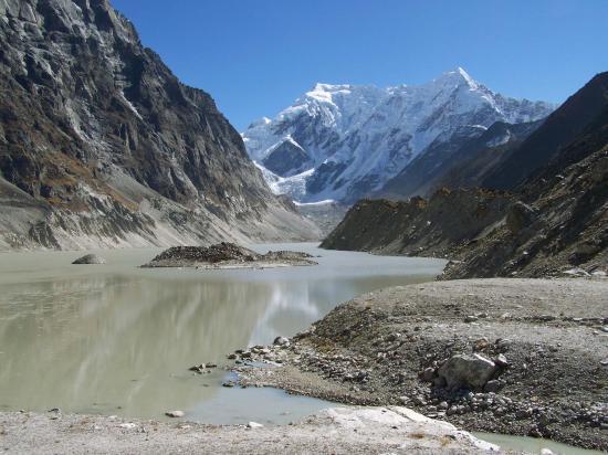 Le lac de Tsho Rolpa et les Bigphera-Go Shar & Nup