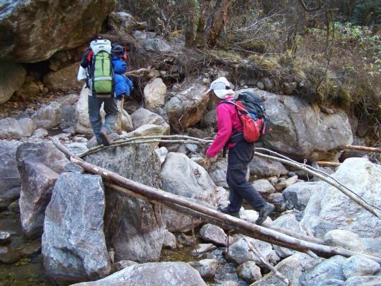 Descente de la Rolwaling khola