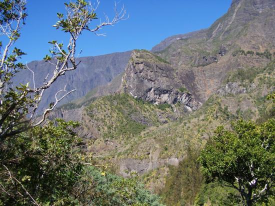 Le piton du Sucre (cirque de Cilaos)