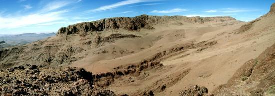 Vue depuis le plateau sommital de l’Aklim