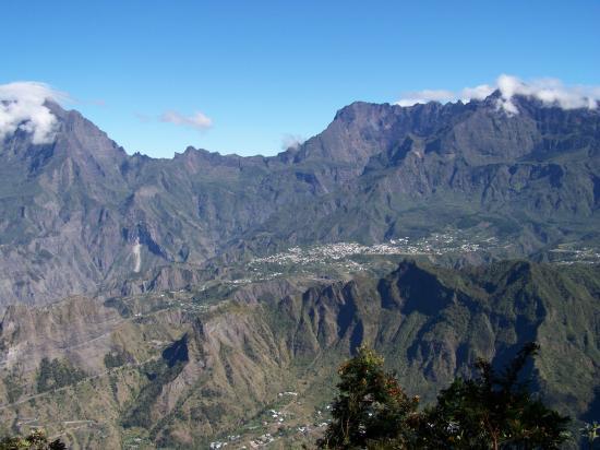 Vue du belvédère du Dimitile