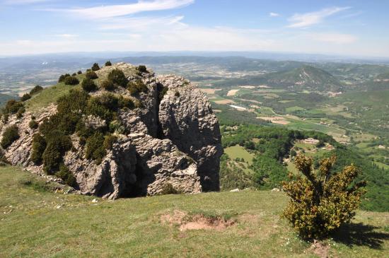 La roche de la Tournelle et les monts d'Ardèche