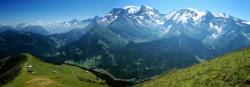 Le massif du Mont-Blanc depuis les crêtes du Mont Joly