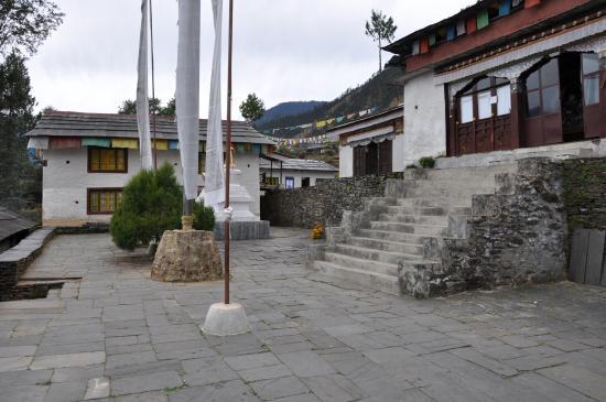 Bigu gompa