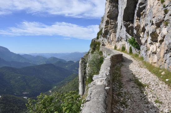 Le GR93 du côté du col du Rousset