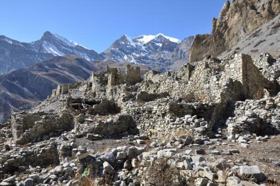 Le village martyr de Nagoru entre le Saribung La et Phu (ancien repaire khampa)