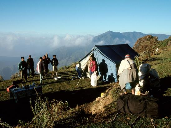 Camp au-dessus de Bhalche