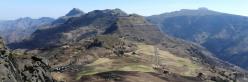 Vue panoramique depuis le pic de Chebertay situé à l'E de Lalibela