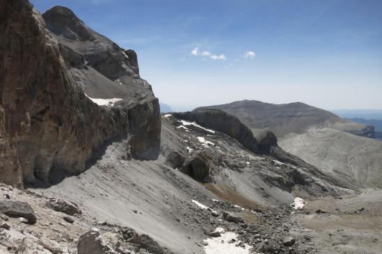 Panorama depuis la Brèche de Roland côté espagnol