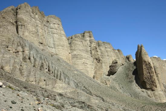 Dans la descente sur Dhakmar