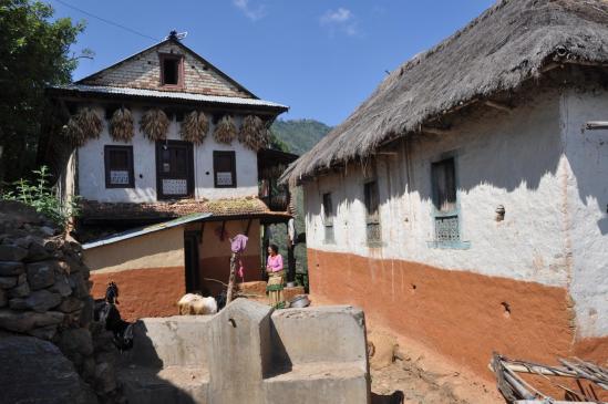 Le village de Mecche pauwa sur la Timal danda