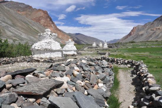 Les murs de manis de Trangtse