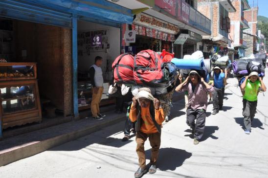 Beni : l'équipe de la kora du Dhaulagiri se met en branle...