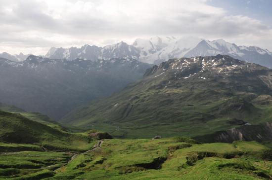 Le massif du Mont-Blanc vu du col d'Anterne