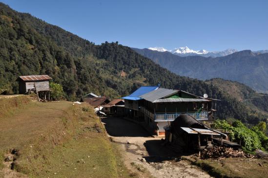 Lali kharka et le massif du Kangchenjunga