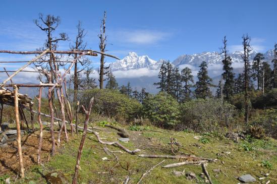 Gaurishankar et Chekigo vus depuis la Goyang danda