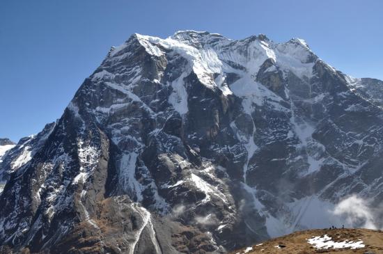 Depuis le Thangnag Ri, les contreforts W du Mera peak