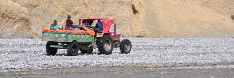 Trafic dans les gorges de la Kali Gandaki