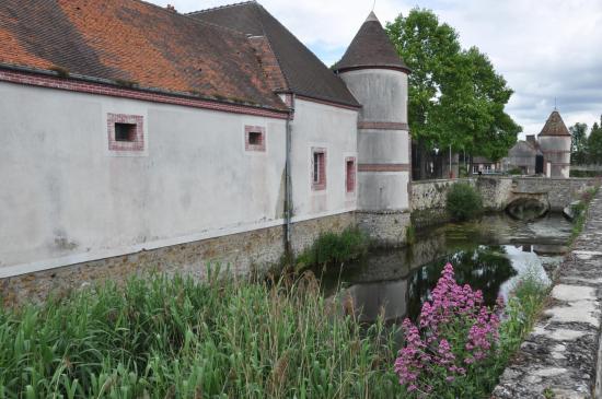 Mesnil Saint Denis