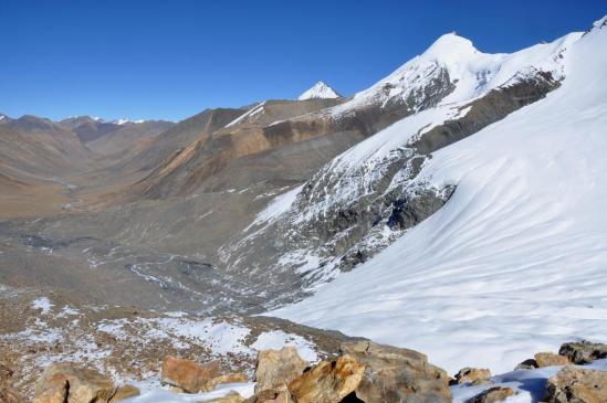 Descente dans la vallée de la Mulung khola