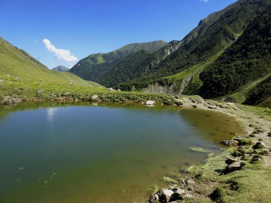 Le lac à l'approche de Dhaule kharka