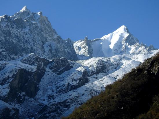 Depuis Sindhu, vue sur la combe glaciaire issue du Baden Powell peak