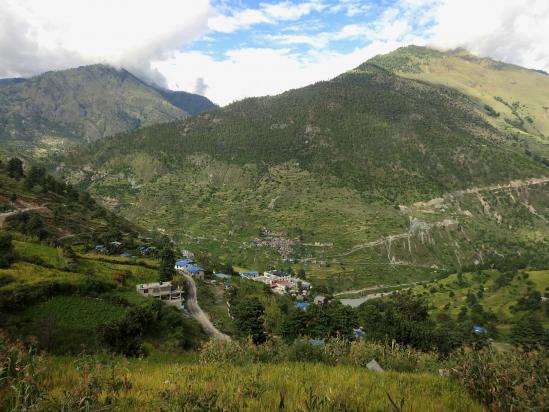 Et au pied de Gamgadhi coule une rivière, la Humla Karnali nadi...