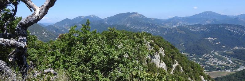 Sur les crêtes de la montagne d'Essaillon (Mont Rachas, Lance et Miélandre)
