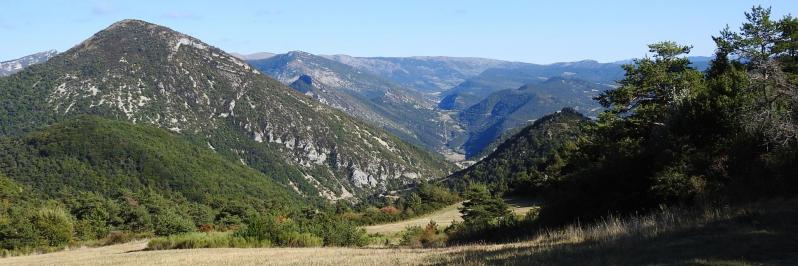 Sur la piste entre Rochefourchat et le col Jeannin