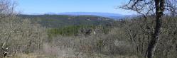 Vue sur la montagne de Lure depuis le sommet du Serre