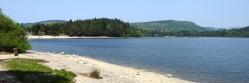 Sur la plage du lac d'Issarlès