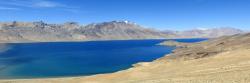 Le lac du Tsomo Riri comme vu d'avion depuis le col du Norbu La