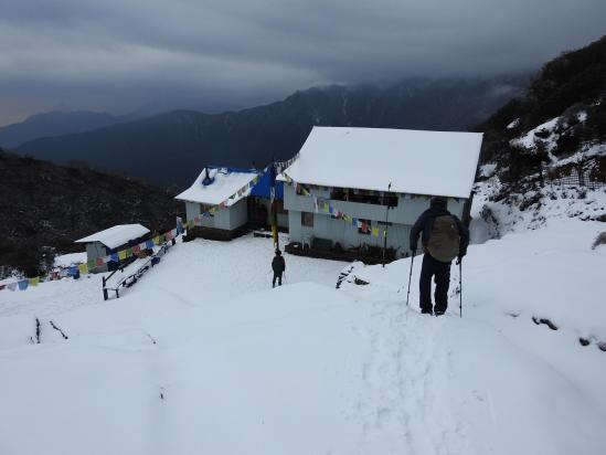 Arrivée au lodge de Kongma danda