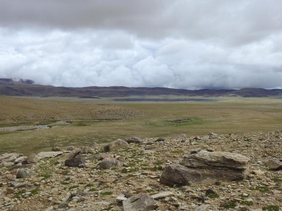 Le bivouac de Shukule (avec le Chilling tso, le plus septentrional des Kyun tso)