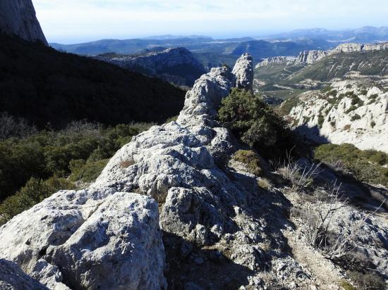 Le pays d'Aubagne vu du col de Bertagne