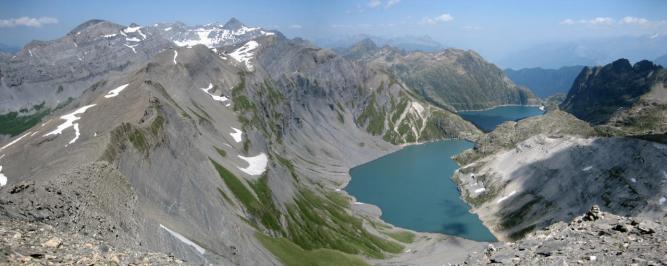 Lac du Vieux-Emosson vu depuis la crête du Cheval-Blanc