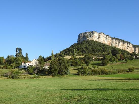 La Croix du Vellan domine le village de Plan-de-Baix