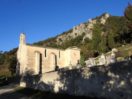 L'église du vieux village de Teyssières, point de départ de la bambée...