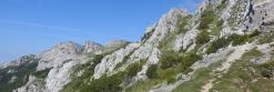 Au col de la Bataille, vue en enfilade des rochers de la Sausse