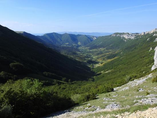 La haute vallée de la Gervanne vue depuis le col de la Bataille