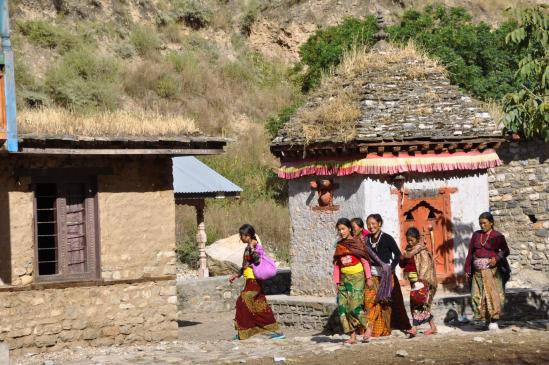 Groupe de femmes à Dunaï