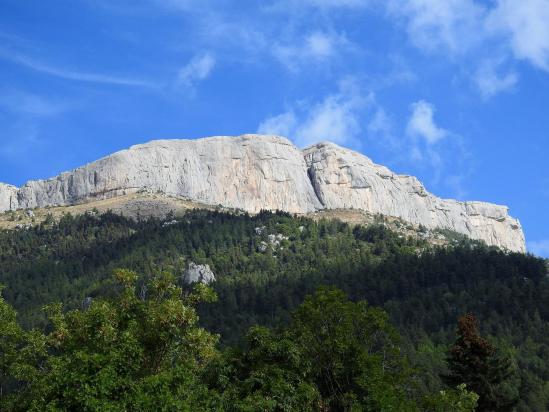 La montagne de Céüse vue depuis Sigoyer